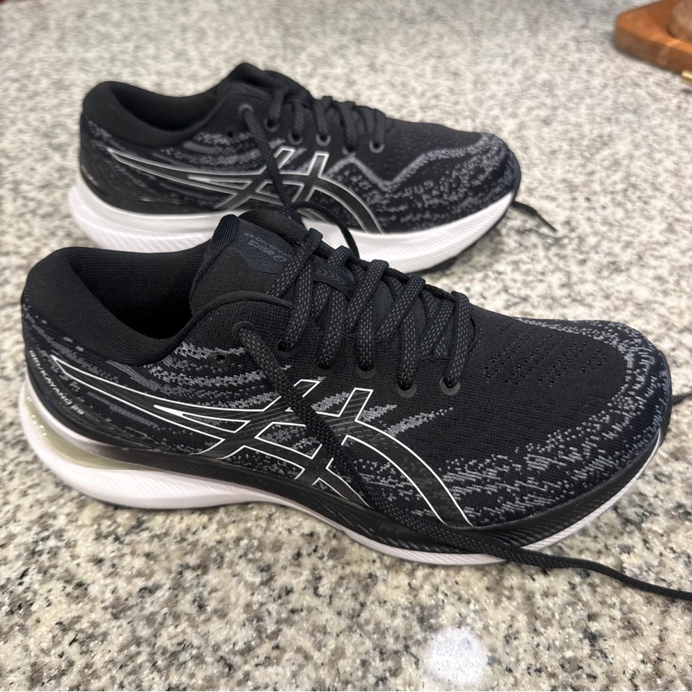 Asics Gel Kayano-29 Running Shoes - Black/White/Grey - Woman’s Size 8.5